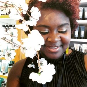 Meet your Posher, Miahrubin